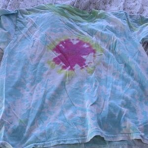 Gildan Blue and Pink Short Sleeve Tee